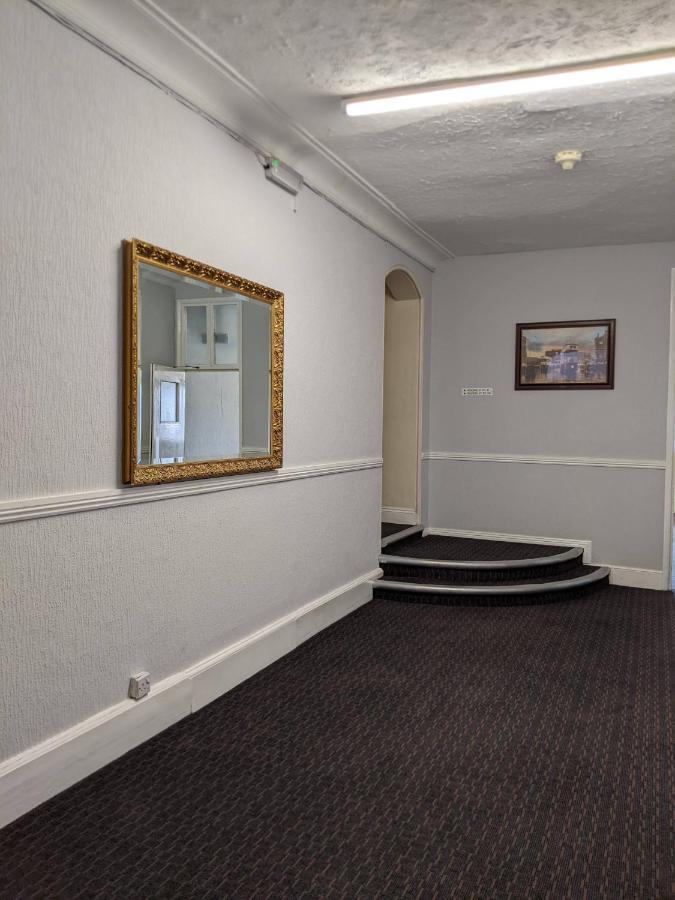 Plough Hotel Нортхамптън Екстериор снимка