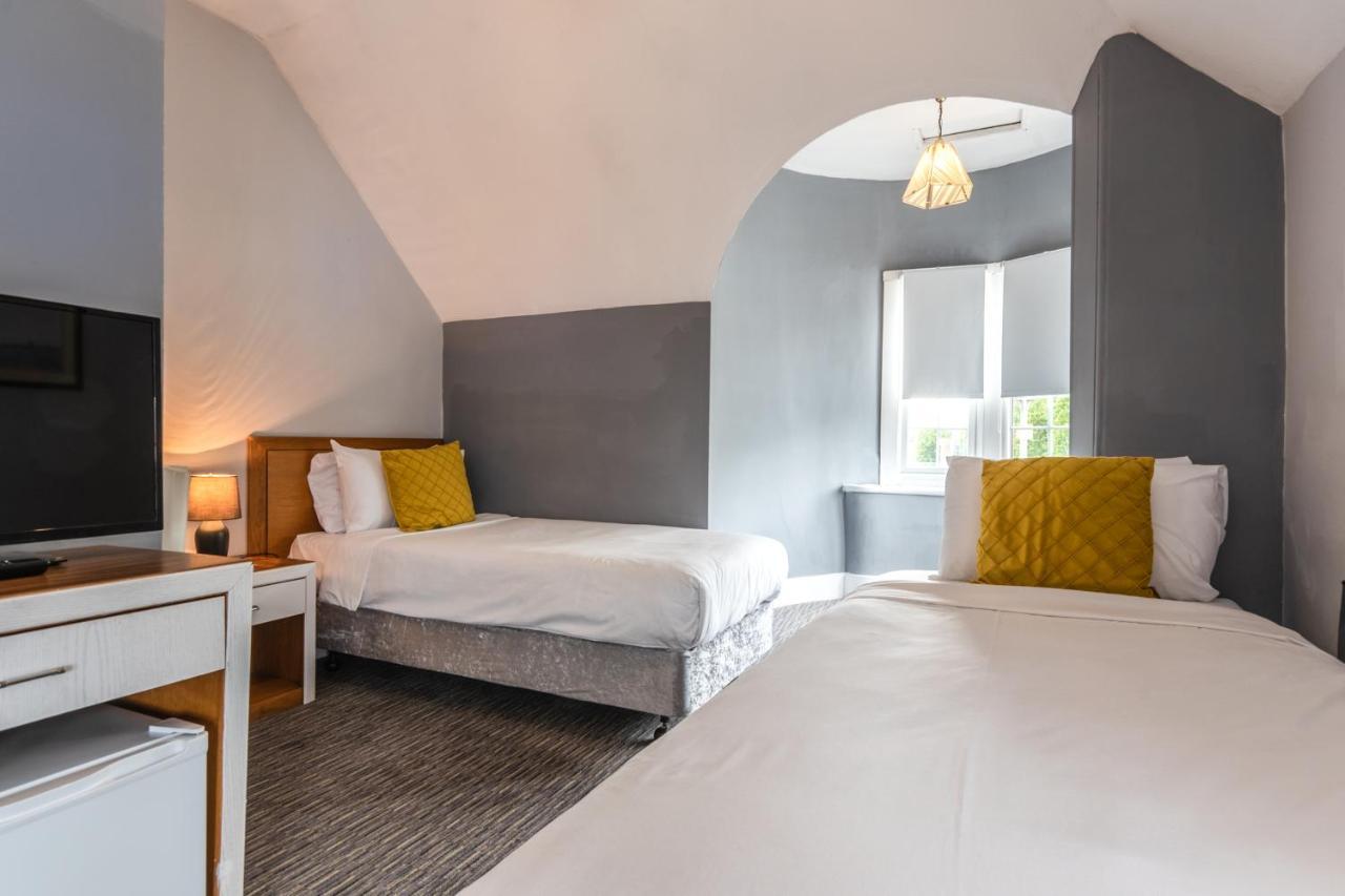 Plough Hotel Нортхамптън Екстериор снимка