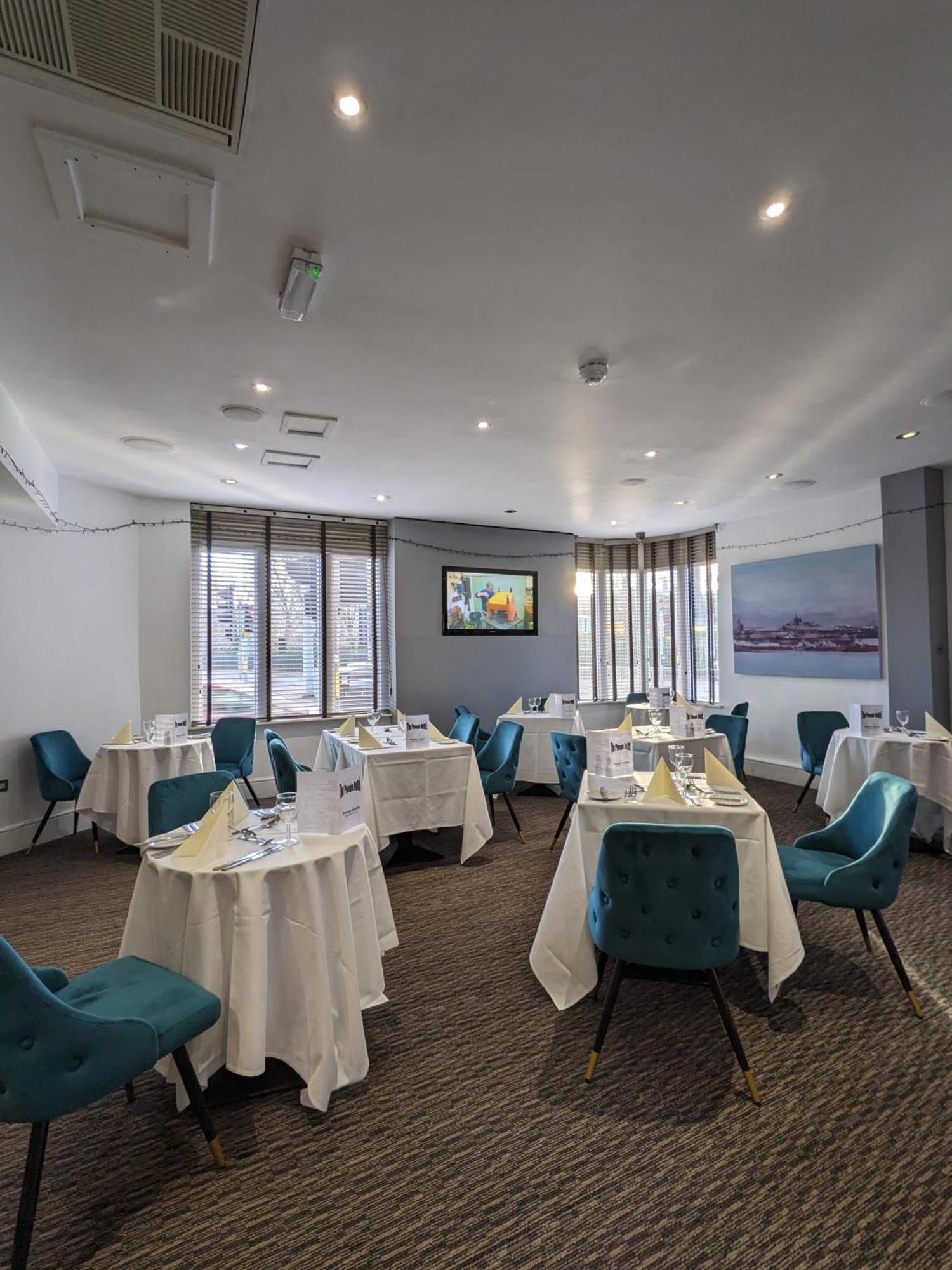Plough Hotel Нортхамптън Екстериор снимка