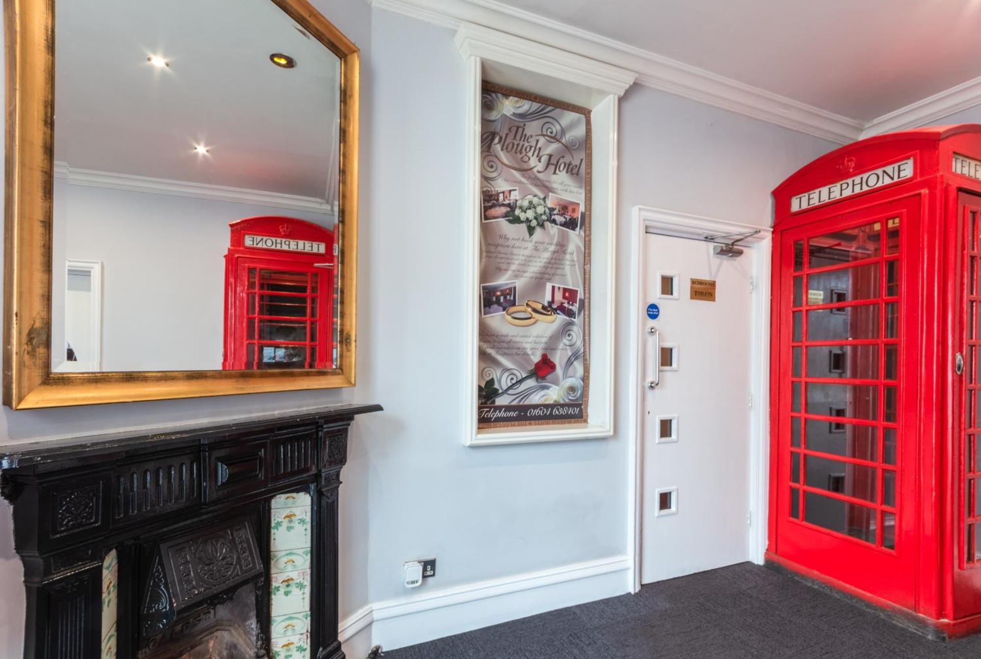 Plough Hotel Нортхамптън Екстериор снимка